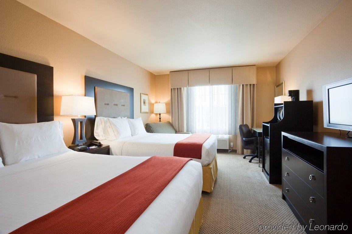 Holiday Inn Express Pittsburgh - Munhall By Ihg Room photo